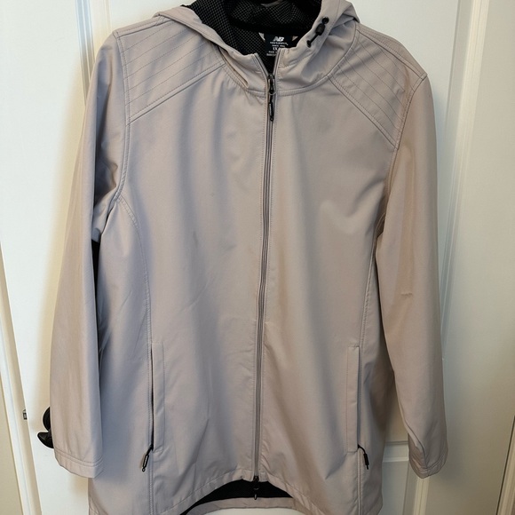 New Balance Hooded Jacket - Picture 1 of 4